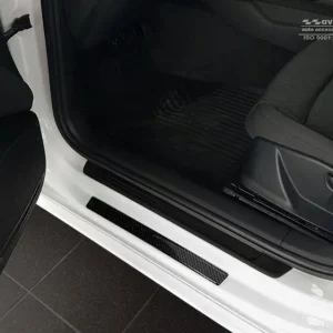 Yleiset suojapeitteet kynnyksille Carbon Fiber 2/28400 Eniten Myyty